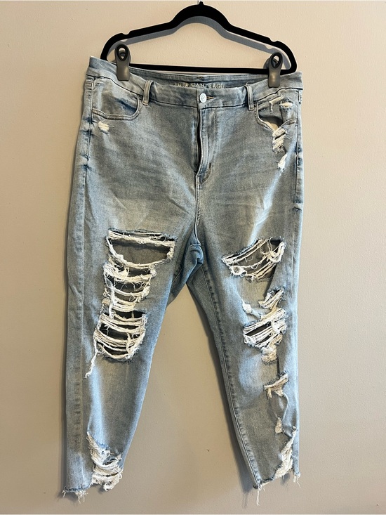 American Eagle Outfitters Denim - American Eagle Outfitters Curvy Hi-Rise Jegging Crop | Women’s Short